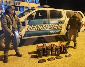 Investigan si una mujer era ‘mula’ o tenía otro rol en el tráfico de 4 kg de cocaína