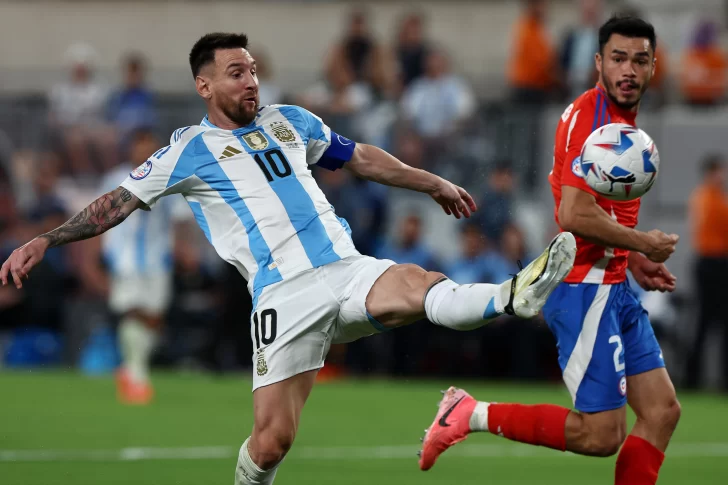 Con Messi de titular y Di María en el banco, Scaloni anunció el 11 inicial de Argentina frente a Ecuador