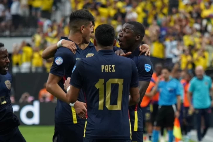 Ecuador derrotó a Jamaica por el Grupo B y sigue con chances de clasificar