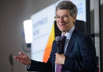 Jeffrey Sachs: América Latina no acompaña los cambios económicos y tecnológicos