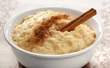 Receta-de-arroz-con-leche-rapida-y-facil-728x452