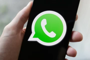 WhatsApp tuvo una falla mundial: millones de mensajes y fotos sin enviar