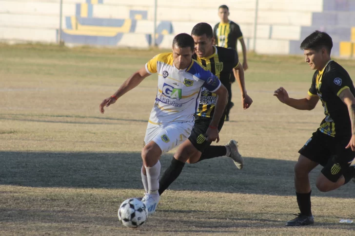 Colón y Atenas empataron y siguen compartiendo el tercer puesto de la tabla