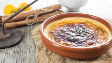 Cómo preparar la crema catalana, el postre favorito de Lionel Messi