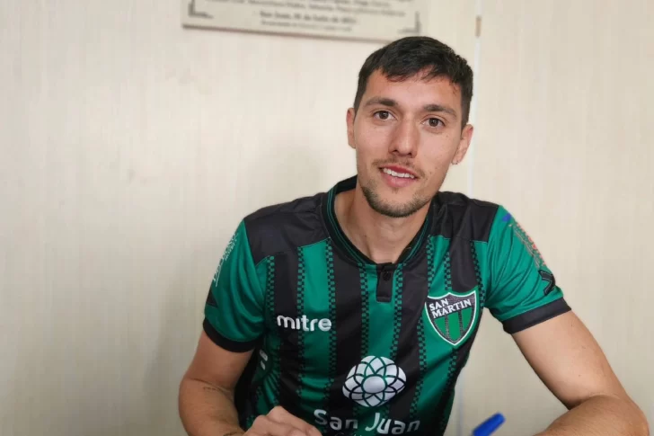 San Martín oficializó la incorporación del delantero Enzo Avaro