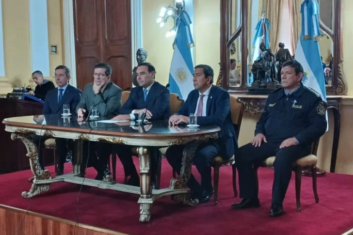 Habló por primera vez el gobernador de Corrientes sobre la desaparición de Loan: “Tenemos que hablar de una posible causa de trata”