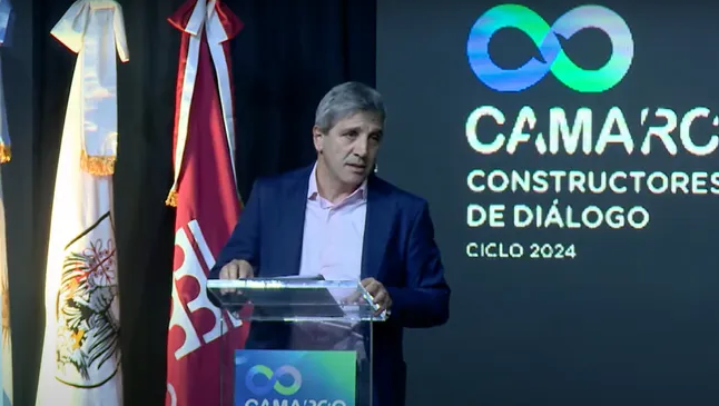 Caputo, optimista: “Si esto sigue así, al final de nuestro mandato vamos a reducir el 90% de los impuestos”