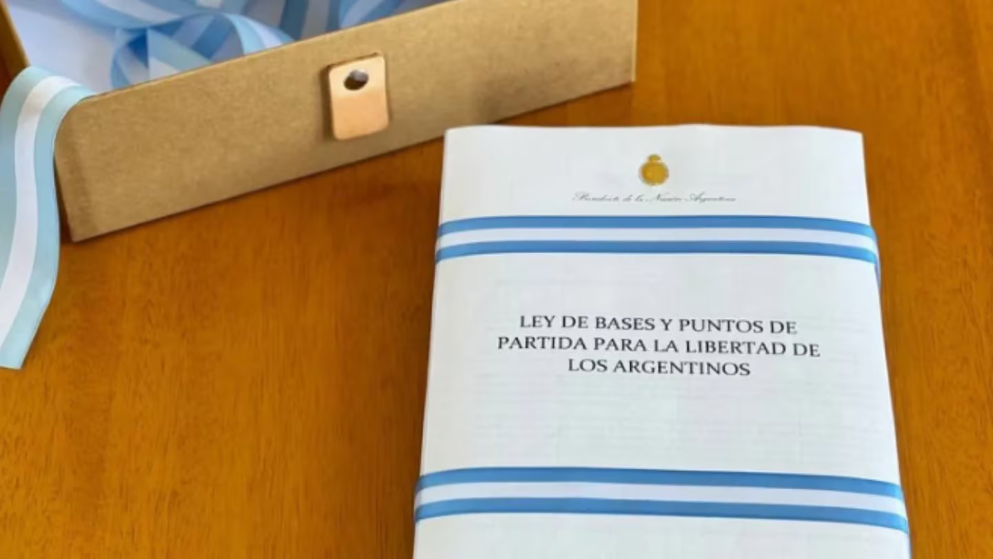 Semana de tensa espera por la Ley Bases y el paquete fiscal