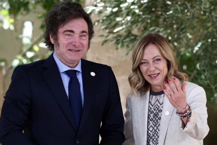 Javier Milei fue recibido por Giorgia Meloni y comienza una intensa actividad en el G7