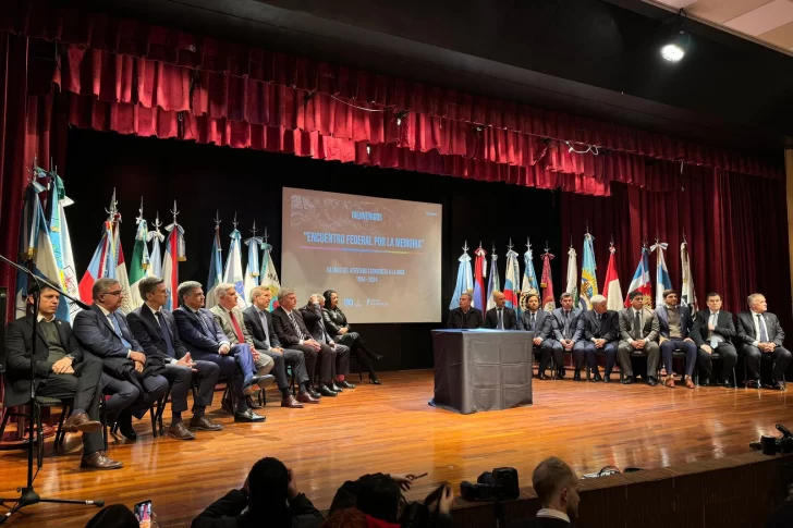 Marcelo Orrego participó en el acto conmemorativo por los 30 años del atentado a la AMIA