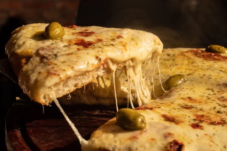 Receta de pizza casera fácil: el secreto para que la masa quede perfecta