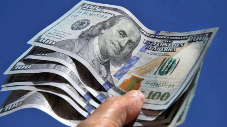 El dólar blue tuvo su primera caída en tres jornadas: en San Juan se negoció a $1.450