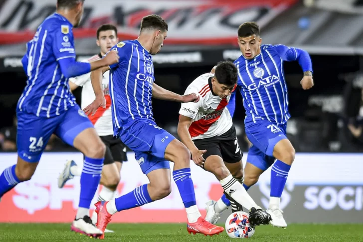 River tendrá neutrales ante el Tomba