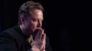 Elon Musk dijo que para protegerse fabricará un traje como el de Iron Man