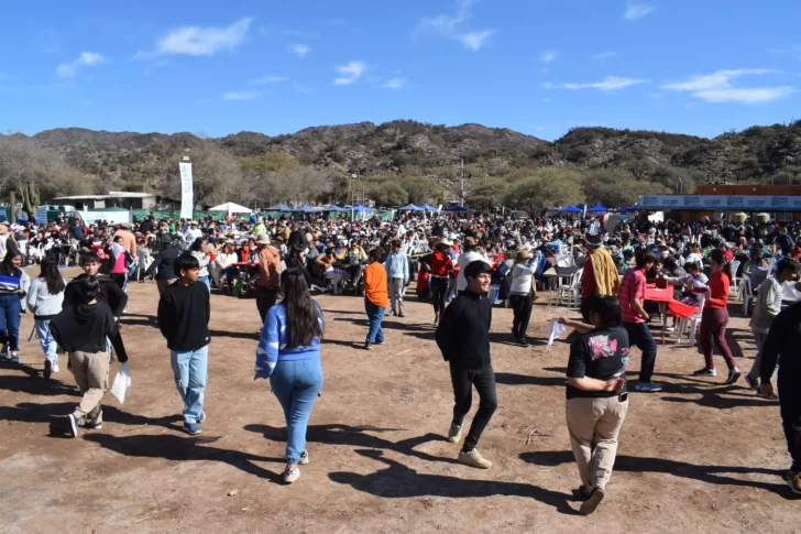 Fiesta-del-chivo-baile-728x485