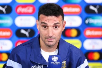 Scaloni aseguró que Argentina “intentará ganar la final desde el juego” y admitió que “repetir el equipo es una opción”