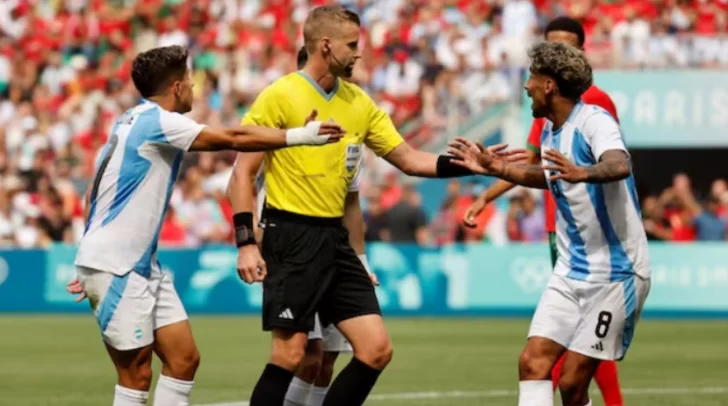 Se conoció el verdadero motivo por el que adicionaron 15 minutos en el polémico partido Argentina-Marruecos