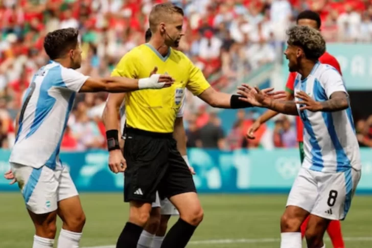 Se conoció el verdadero motivo por el que adicionaron 15 minutos en el polémico partido Argentina-Marruecos