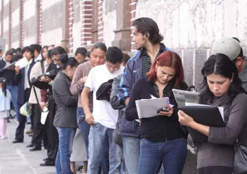 Los jóvenes deben afrontar muchos problemas por la falta de trabajo