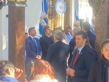 Comenzó el acto en la Casa de Sarmiento que encabeza Javier Milei en San Juan