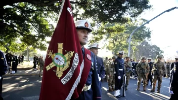 Las imágenes del impactante desfile militar por el 9 de Julio en Buenos Aires