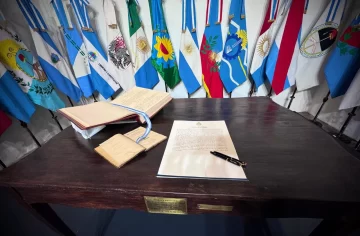 Así es el Acta de Mayo que firmaron Javier Milei y los gobernadores