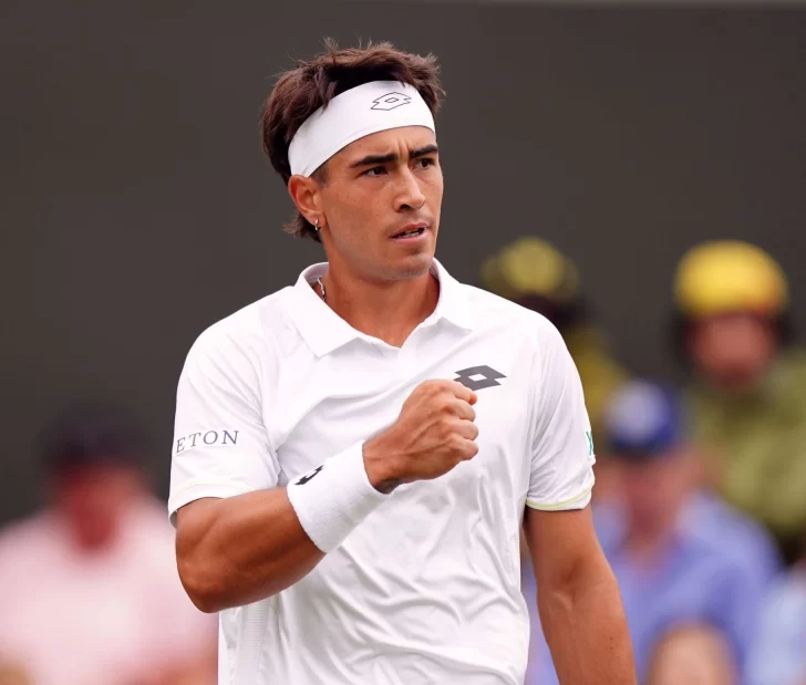 Francisco Comesaña ganó su segundo partido en Wimbledon y alcanzó una marca de Nalbandian