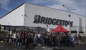 Bridgestone amaga con 350 despidos