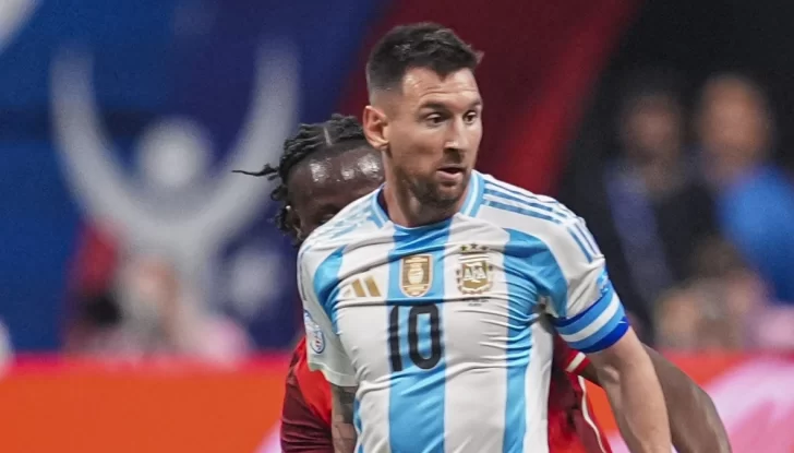 Argentina va por su lugar en semis