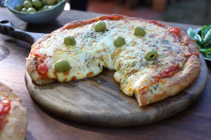 Receta de pizza al molde: ingredientes para hacer la masa y el ABC para prepararla súper rica