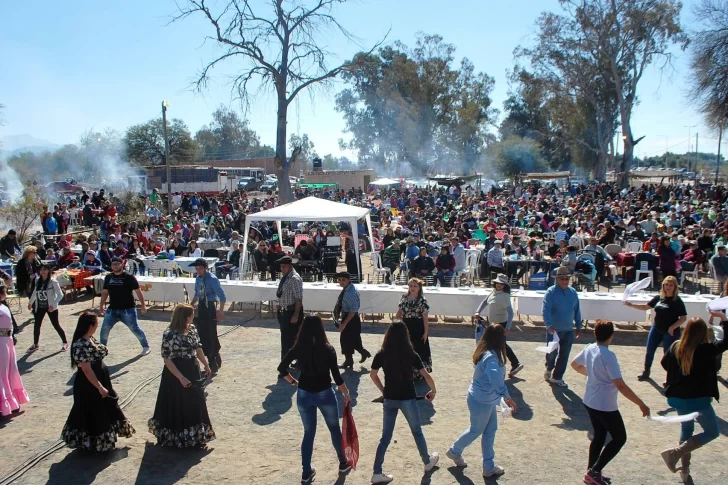 Huaco se viste de fiesta