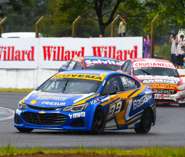 Mallo ganó  una caótica carrera en C3