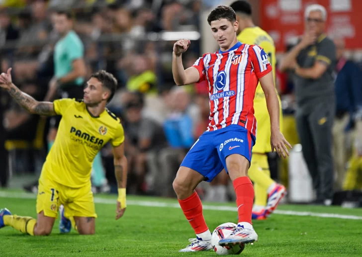 Dos pases, el debut de Alvarez en el Atlético