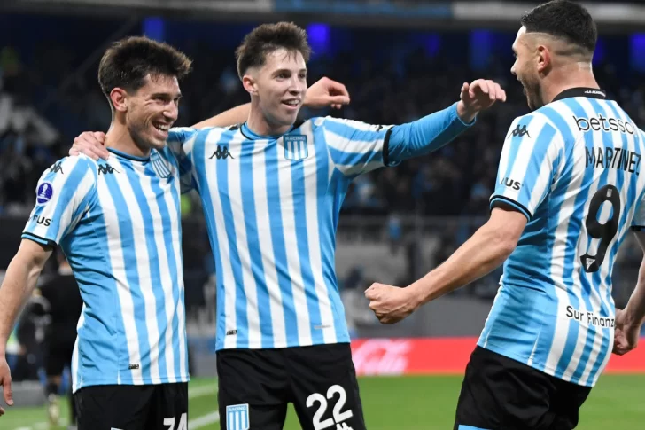 Racing ganó con una lluvia de goles