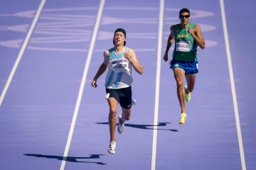 Elián Larregina fue sexto en su serie y 17° en las semis de los 400 metros en París