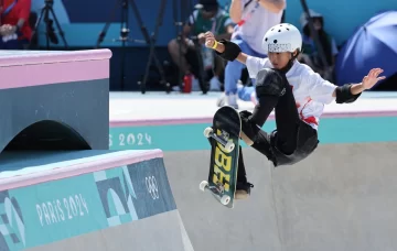 Tiene 11 años y debutó en los Juegos Olímpicos 2024 en skateboarding