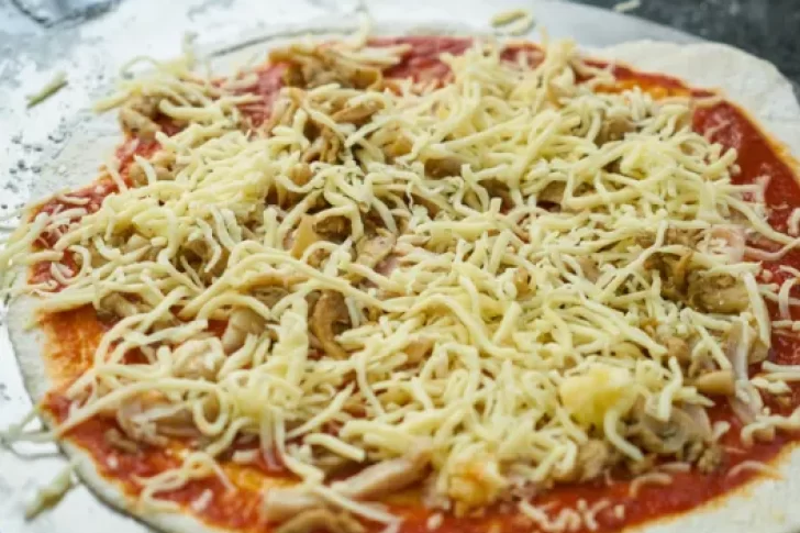 Receta de pizza casera, fácil y rica