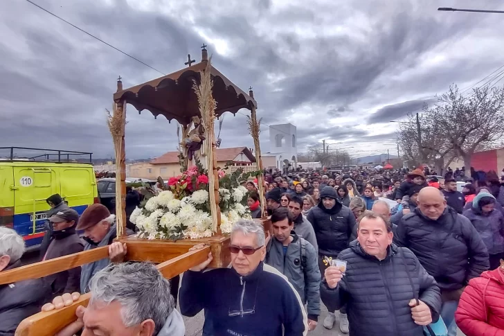 Este año, los fieles llegaron una hora antes para rezarle a San Cayetano