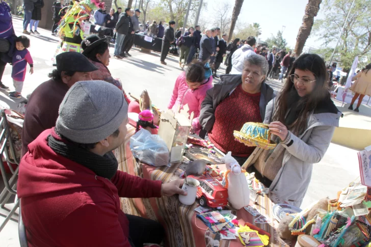 La crisis complica y aumenta la labor de instituciones solidarias