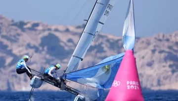 Tras la suspensión por falta de viento, la dupla argentina Majdalani-Bosco irán este jueves por una medalla