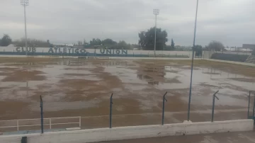 Por el estado de las canchas, postergaron los partidos que iban a jugarse este sábado