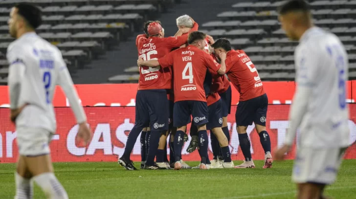 Independiente le ganó 3 a 0 Godoy Cruz y se clasificó a los cuartos de final