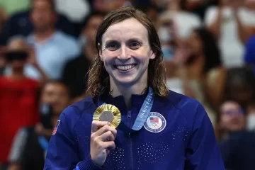 Katie Ledecky hizo historia en París 2024: ganó su novena medalla de oro y se convirtió en la deportista con más títulos en los JJOO