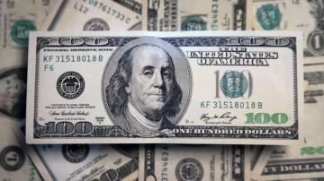 El dólar blue registró su tercera baja semanal al hilo y en San Juan se negoció a $1.430