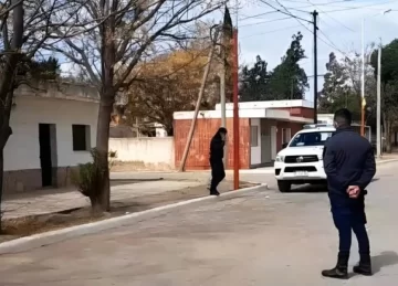 Escalofriante caso de la mujer que tenía un ataúd en su casa: buscan identificar si el niño fallecido era su hijo