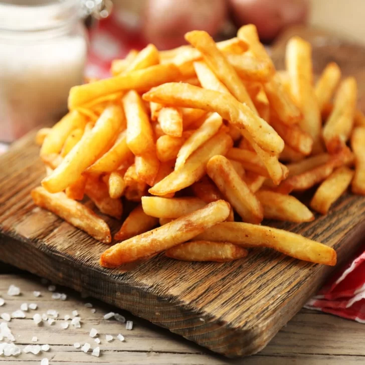 Cómo hacer que las papas fritas queden crujientes: El truco definitivo que utilizan los profesionales