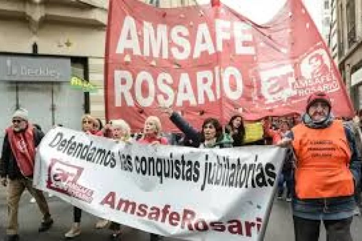 Santa Fe: reforma jubilaría con mayores aportes y duro ajuste