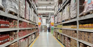 Makro se va de la Argentina: puso en venta sus activos por un valor de USD 200 millones