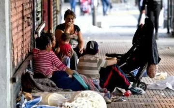 Más de un millón de niños se van a la cama con la panza vacía por la noche