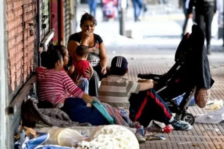 Más de un millón de niños se van a la cama con la panza vacía por la noche